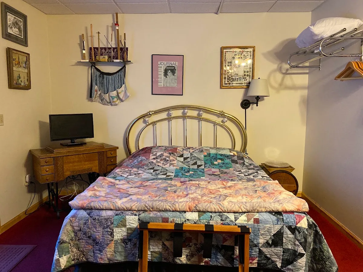 A Taste of Alaska Lodge — photo 2 of 5