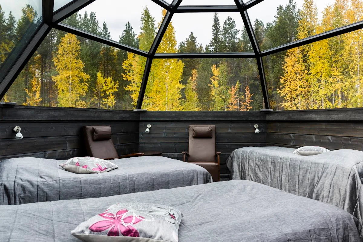 Arctic SnowHotel & Glass Igloos — photo 2 of 5