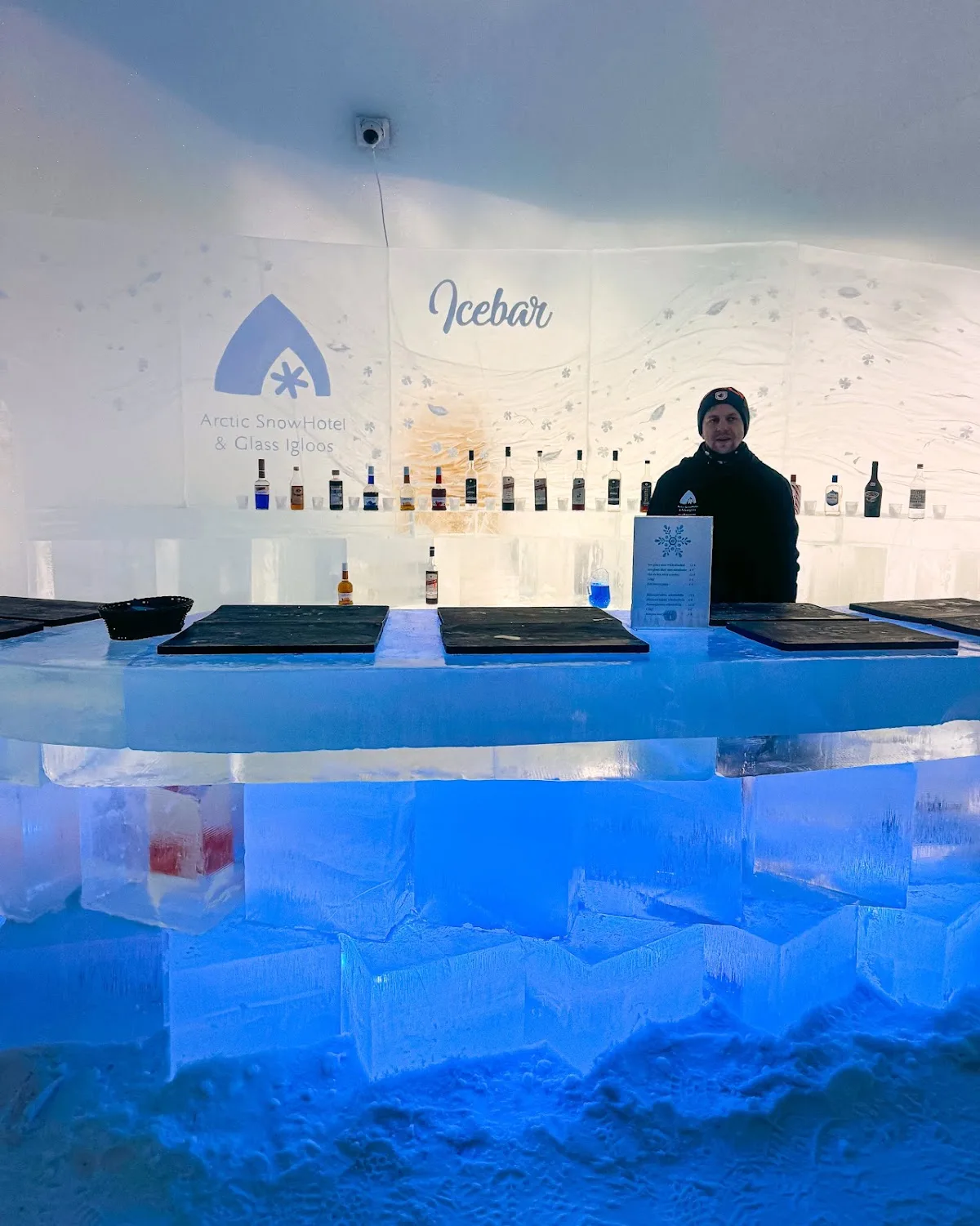 Arctic SnowHotel & Glass Igloos — photo 3 of 5