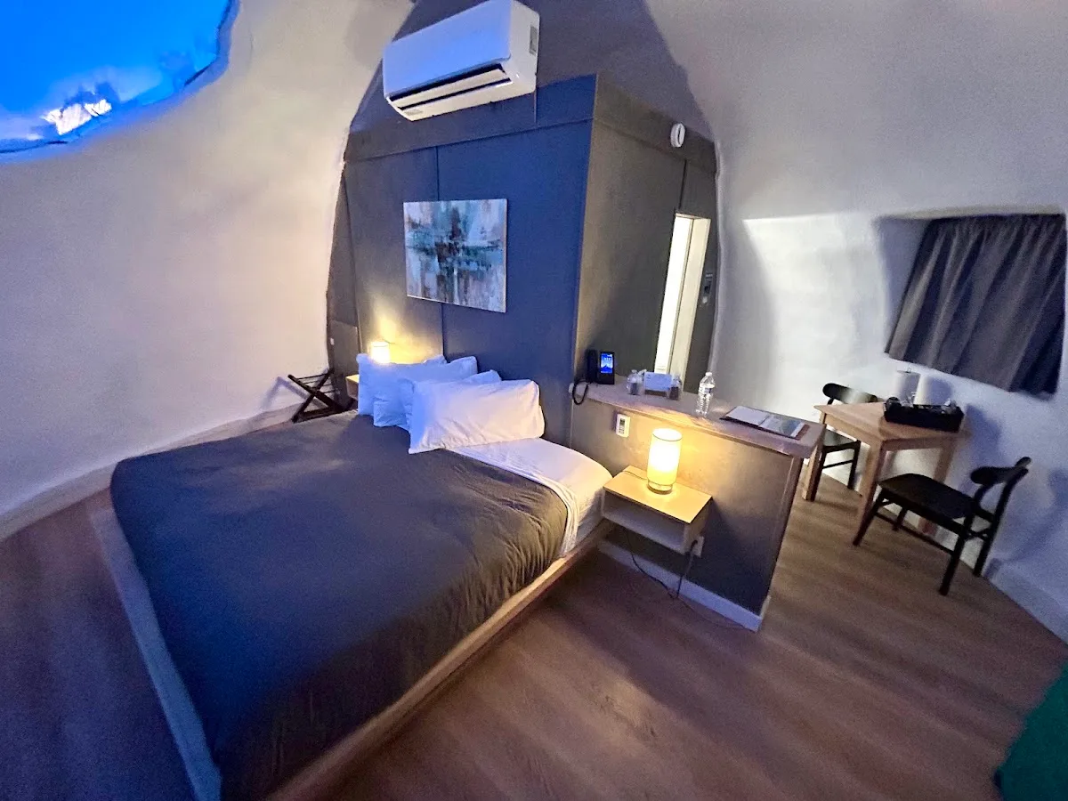 Borealis Basecamp — photo 2 of 5