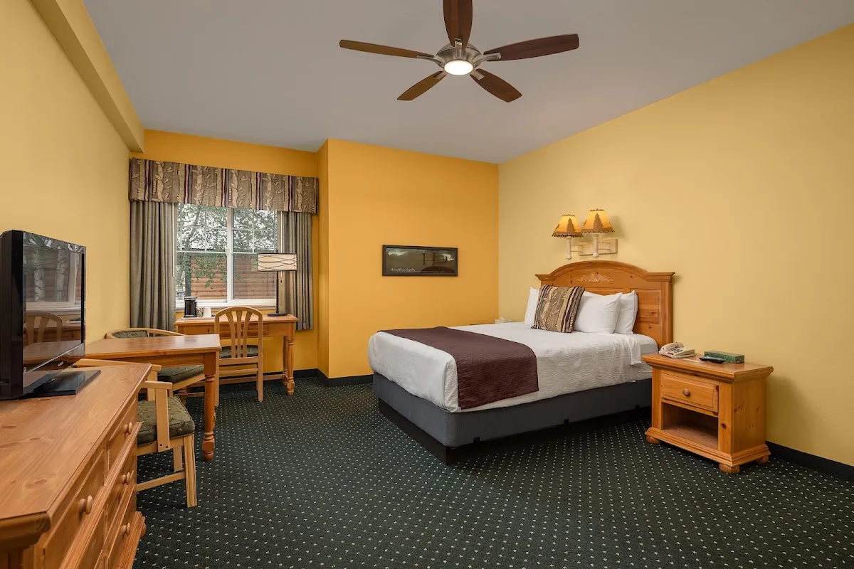 Chena Hot Springs Resort — photo 2 of 5