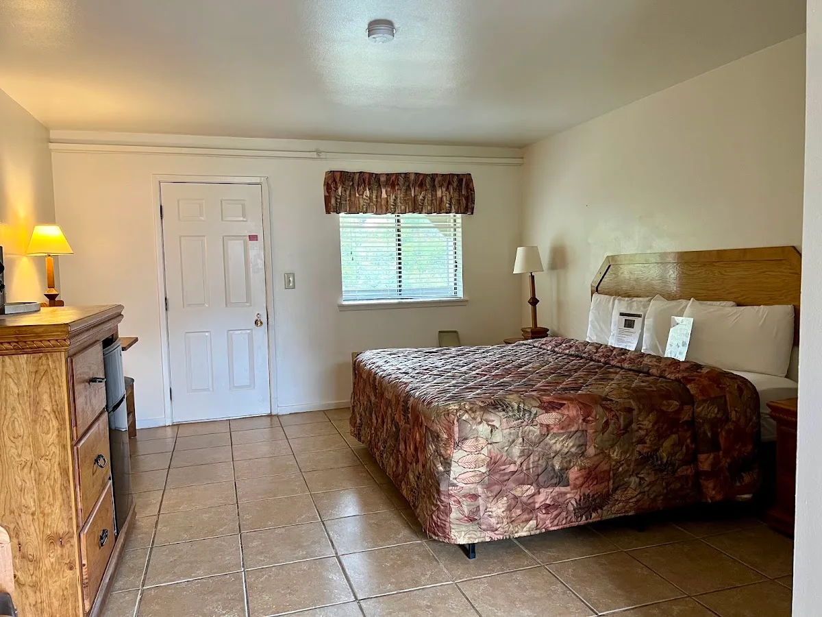 Chisos Mountains Lodge — photo 2 of 5