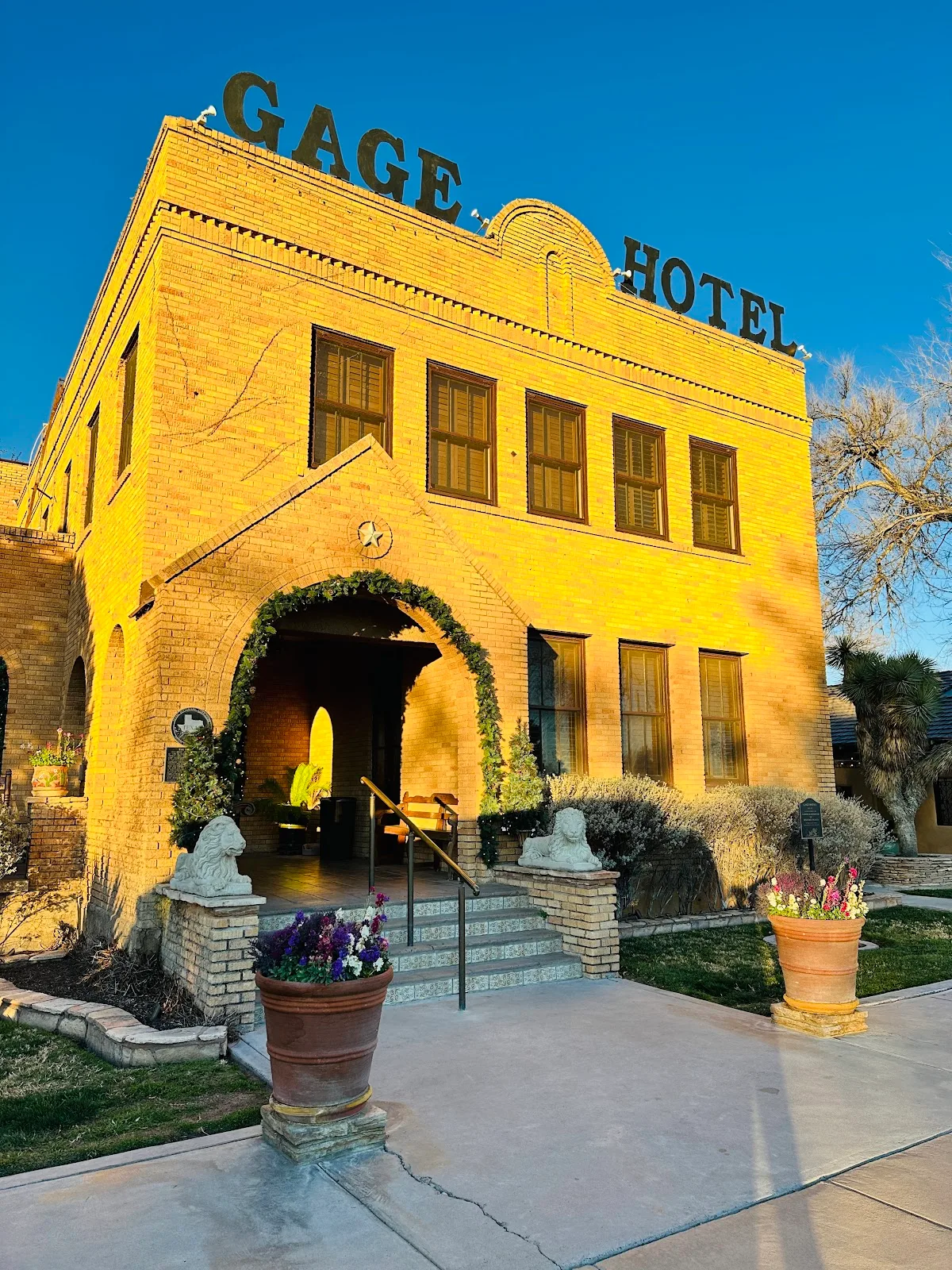 Gage Hotel — photo 5 of 5