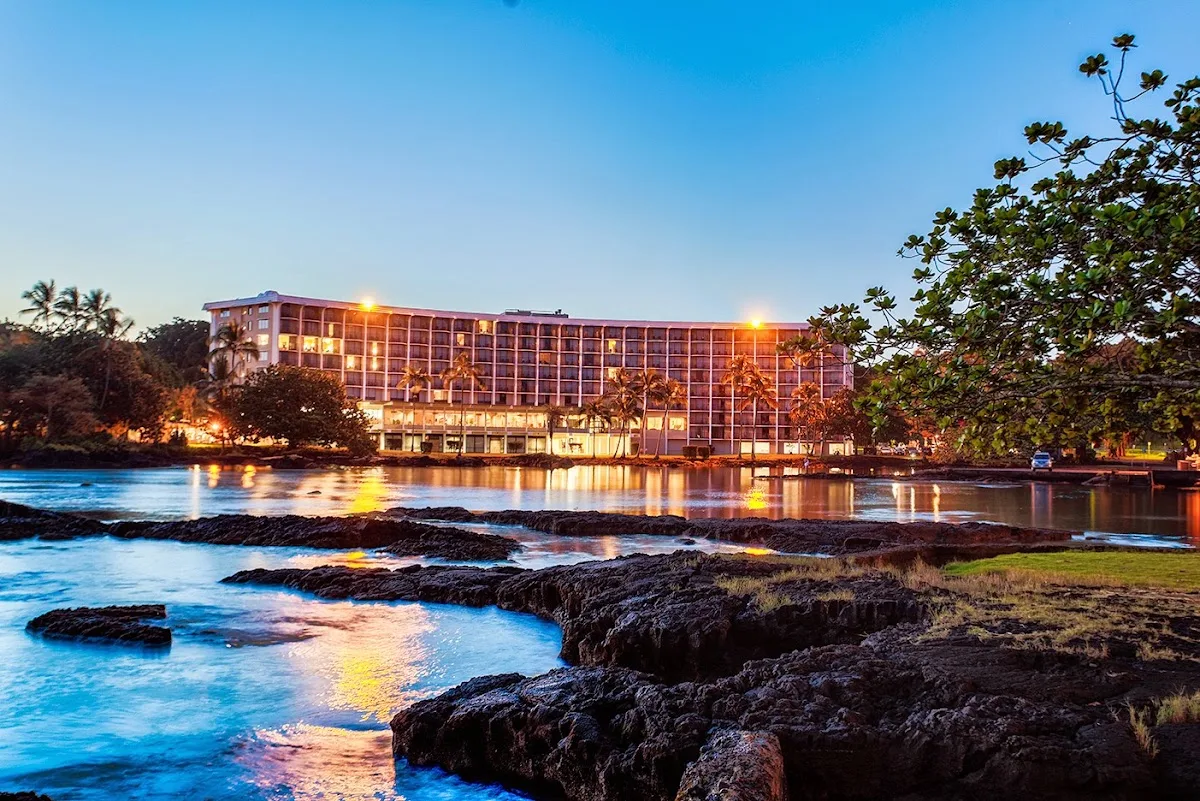 Hilo Hawaiian Hotel, Trademark Collection by Wyndham — photo 1 of 5