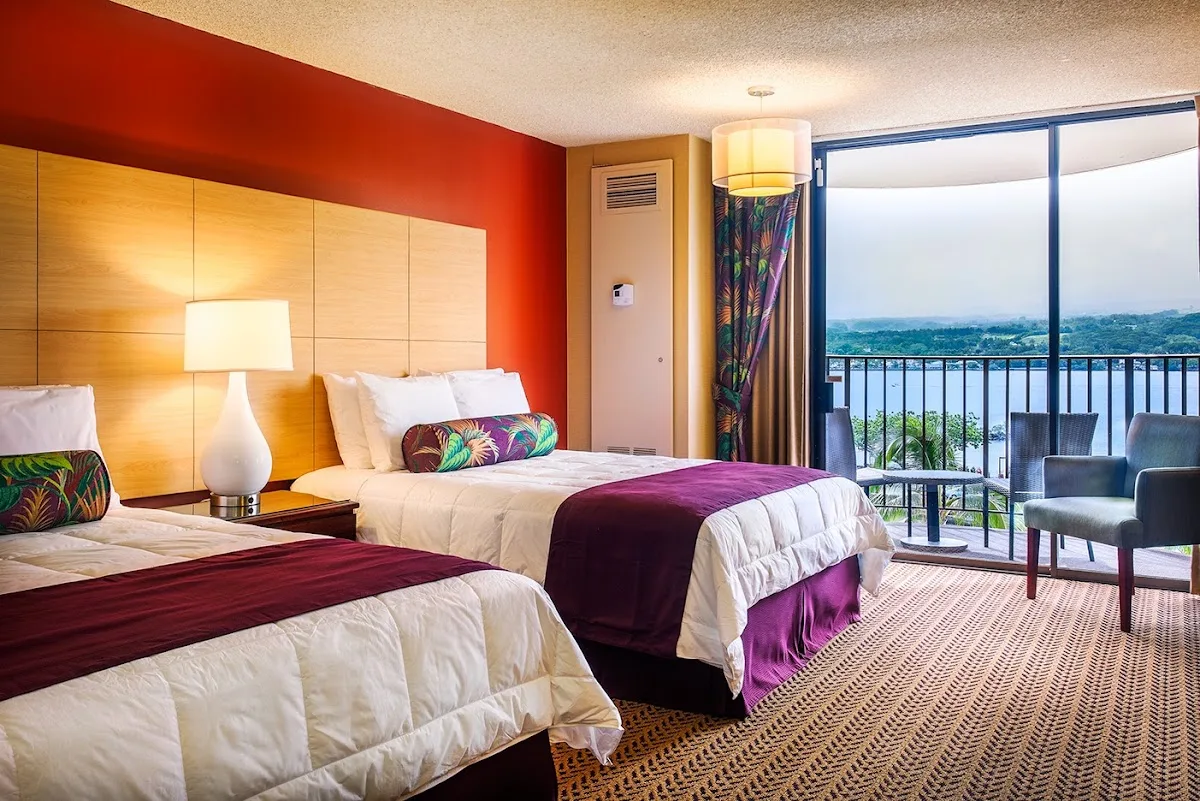 Hilo Hawaiian Hotel, Trademark Collection by Wyndham — photo 2 of 5