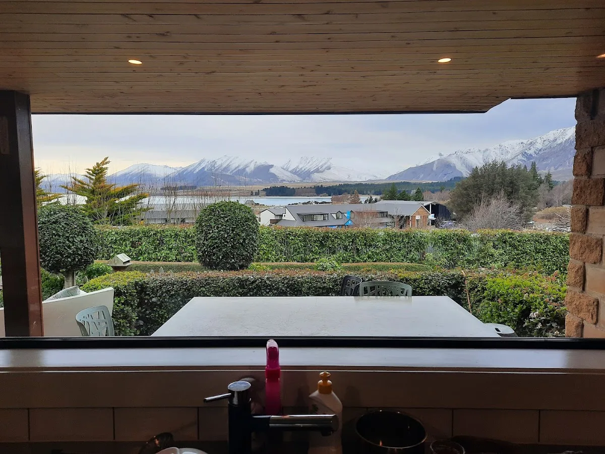 Lake Tekapo Lodge — photo 3 of 5