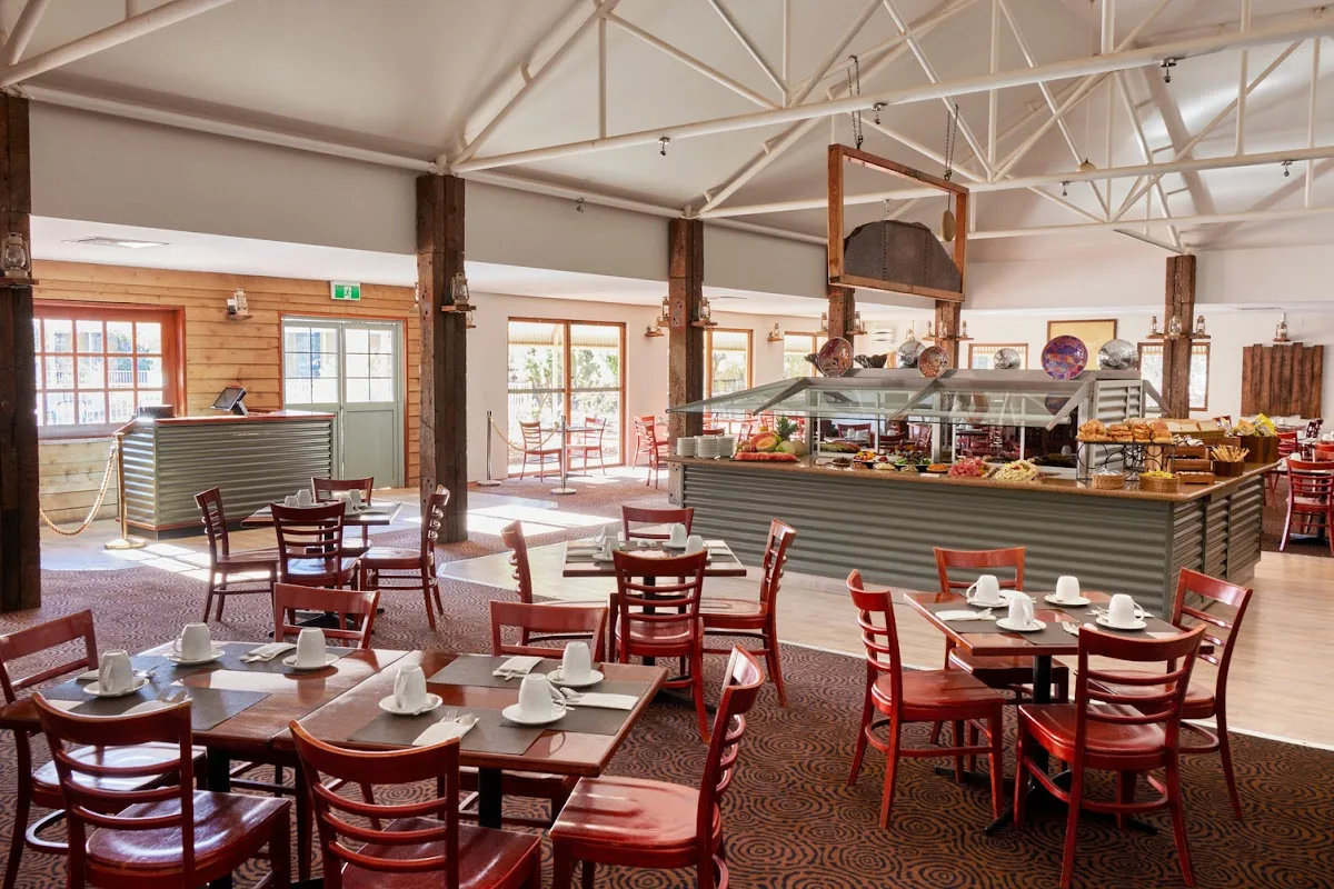 Outback Pioneer Lodge — photo 4 of 5