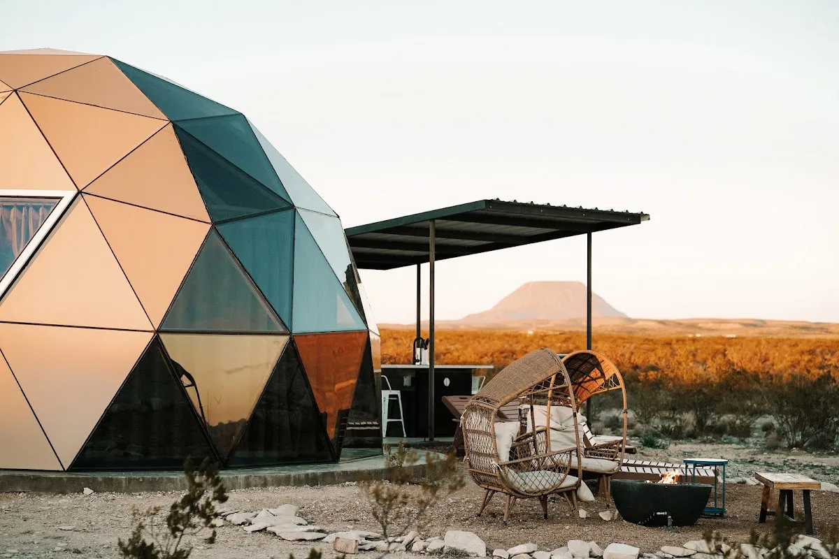 StarStruck Glamping — photo 1 of 5