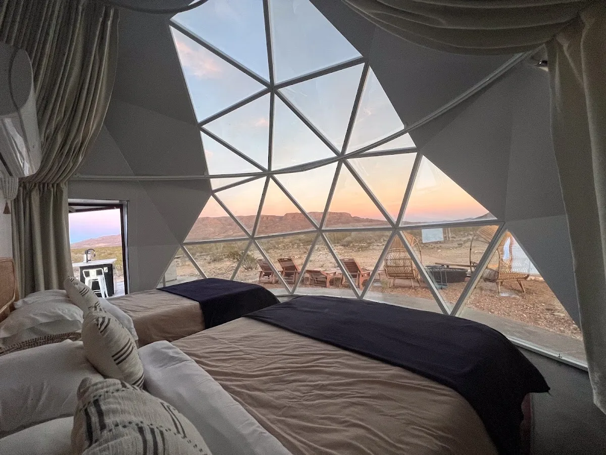 StarStruck Glamping — photo 4 of 5