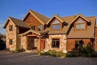 Stone Canyon Inn — photo 1 of 5