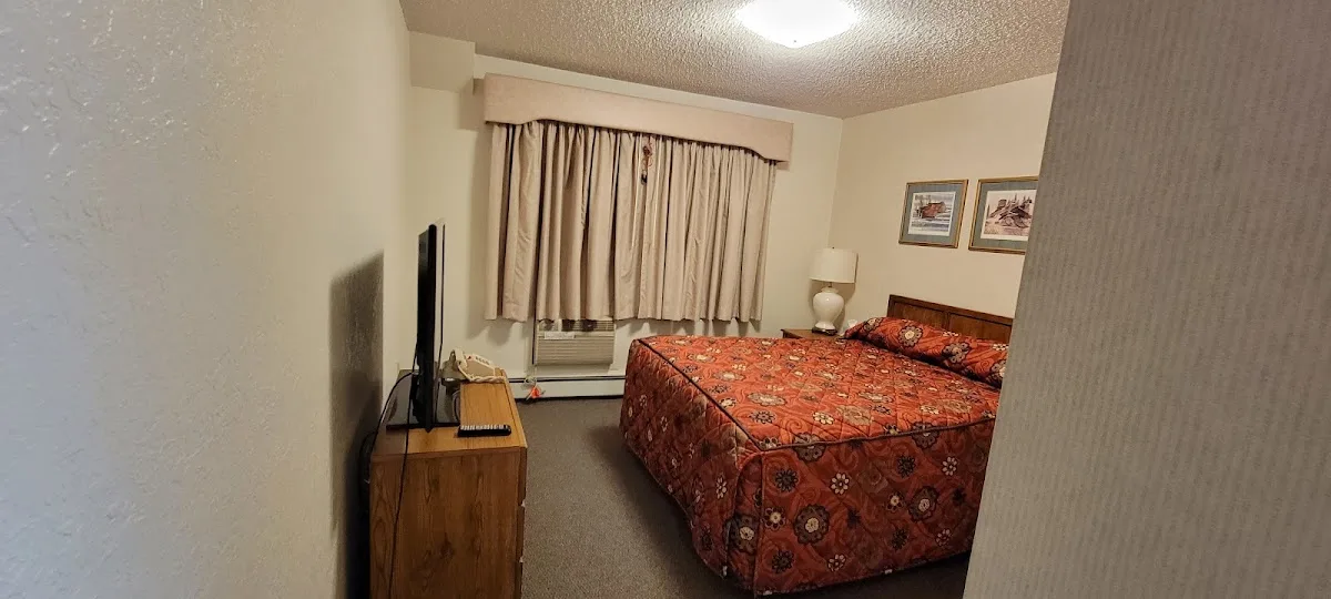 Fountainhead's Wedgewood Resort — photo 2 of 5